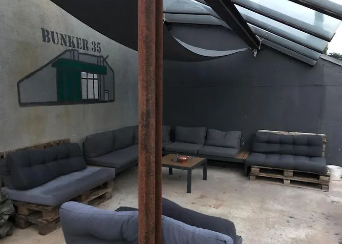 度假居 Bunker 35 凯沃拉尔